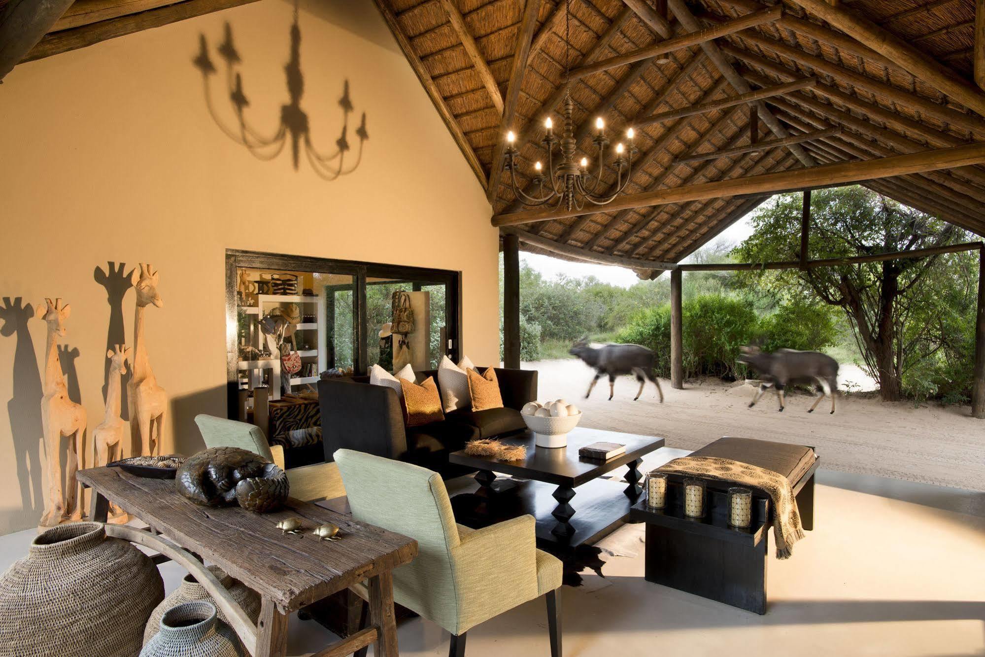 Lion Sands - Tinga Lodge Skukuza Buitenkant foto