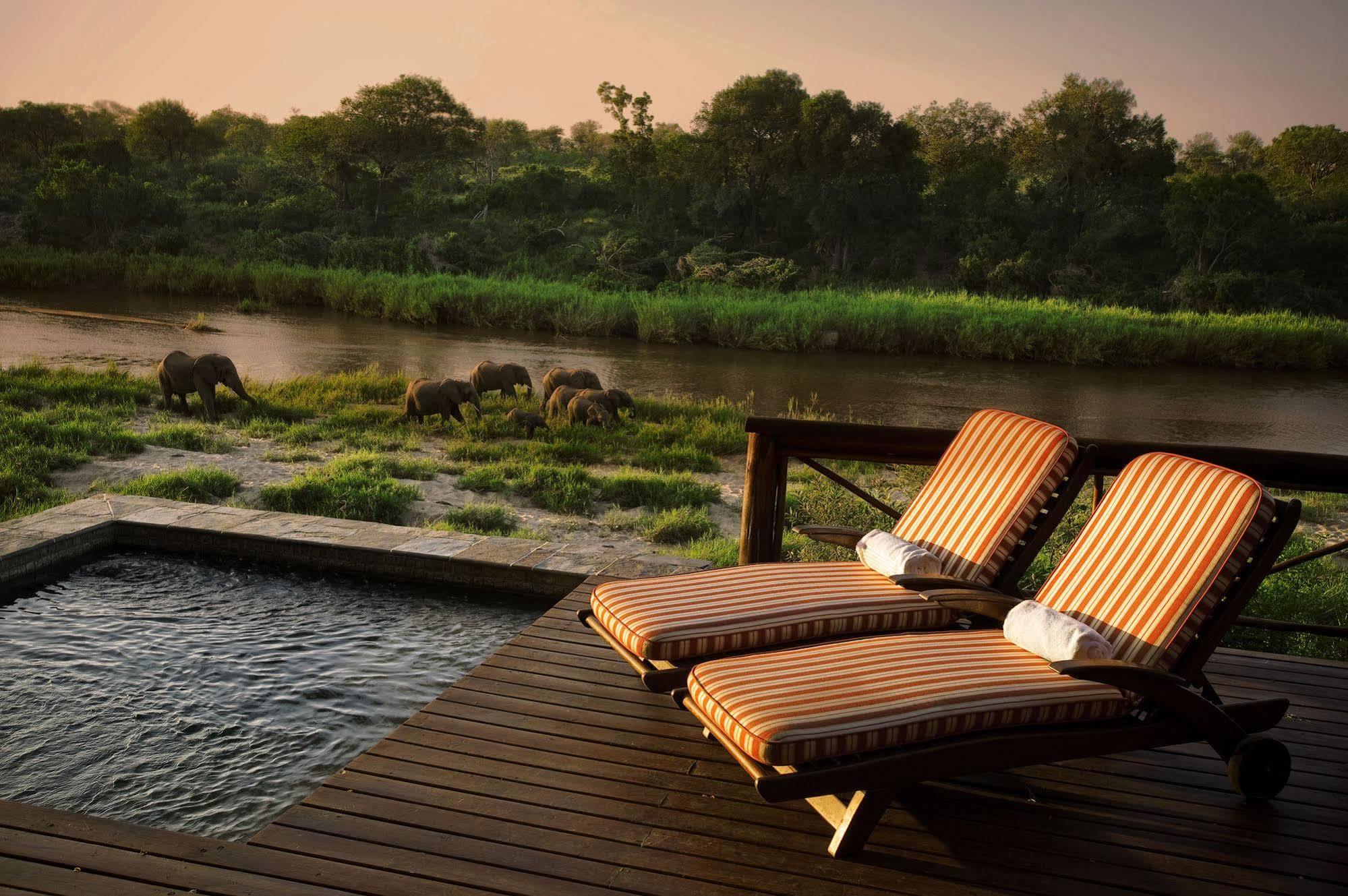 Lion Sands - Tinga Lodge Skukuza Buitenkant foto