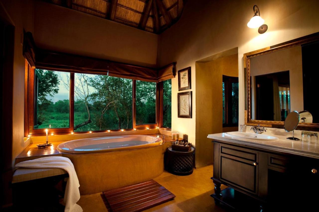 Lion Sands - Tinga Lodge Skukuza Buitenkant foto